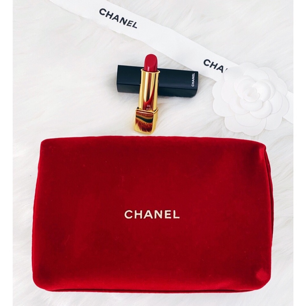 NEW Chanel Beauty Pouch and Rouge Allure Lipstick